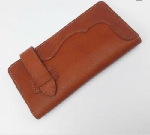 The specifications of Leather wallet bag