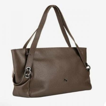 Purchase various types of leather shoulder bag