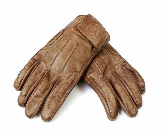 Do leather gloves shrink when wet?